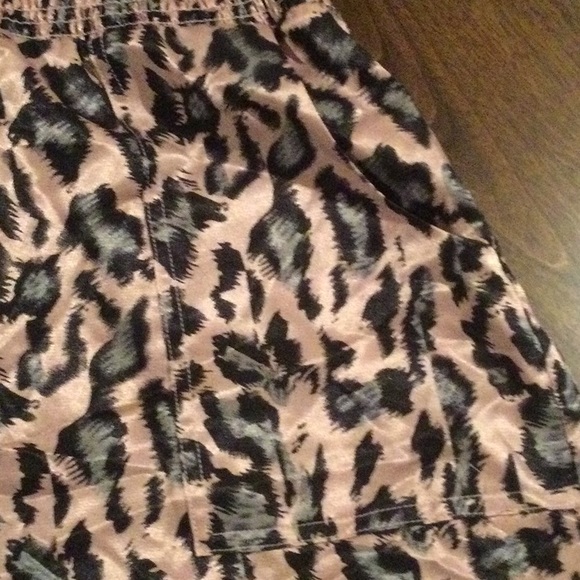 Sassy romper - Picture 2 of 7